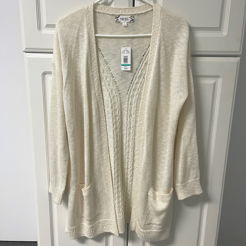 NWT -  Women’s Winter White Cardigan Sweater - Large